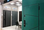 Бренд-секция входных дверей в ТЦ «Экспострой» на Нахимовском пр-те,<br /> г. Москва, Нахимовский пр-кт, д. 24, стр. 1, ТЦ «Экспострой», павильон №3, этаж 1, стенд 176
